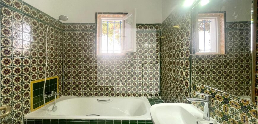 Villa S+3 de charme avec vue sur mer, Gammarth supérieur