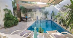 Villa jumelée S+4 avec piscine, La Marsa