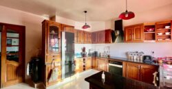 Villa S+8 avec piscine, Marsa Nassim