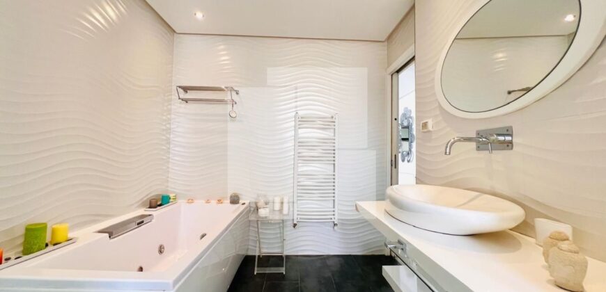 Appartement S+2 meublé avec vue sur mer, La Goulette