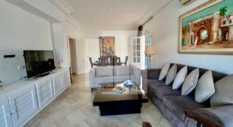 Rez de chaussée de villa S+3 meublé avec jardin, La Marsa