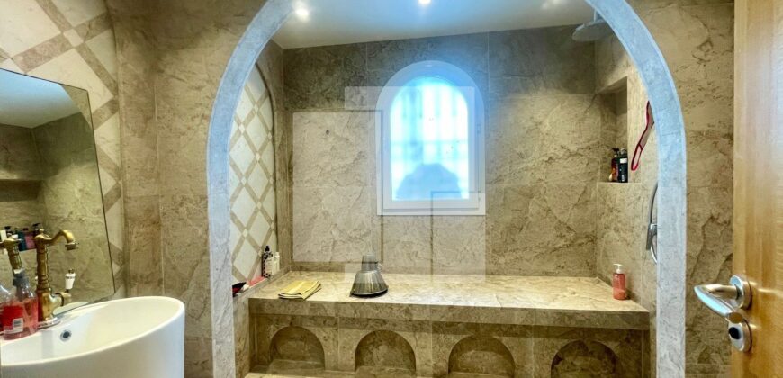 Villa S+4 avec vue sur mer, Gammarth supérieur