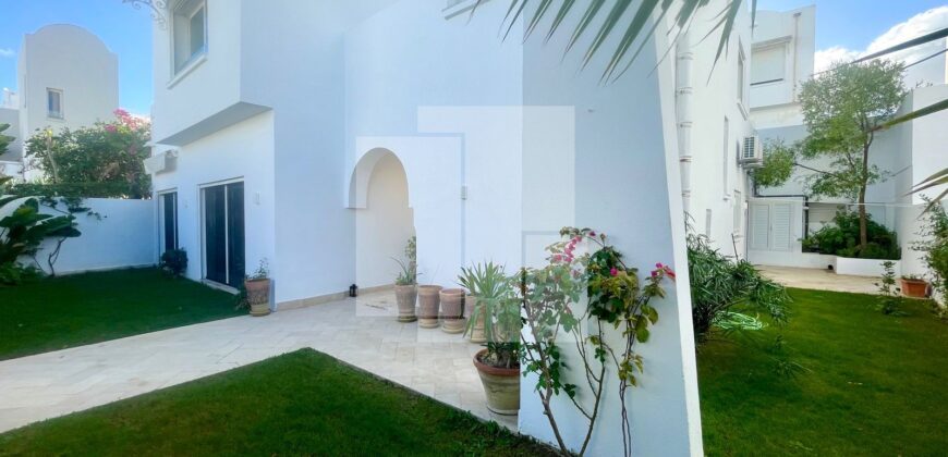 Villa S+4 avec vue sur mer, Gammarth supérieur