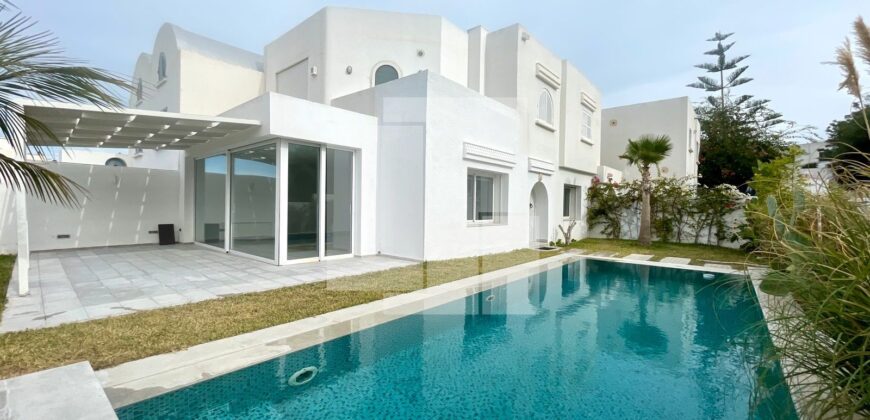 Duplex S+4 moderne avec piscine, Gammarth supérieur
