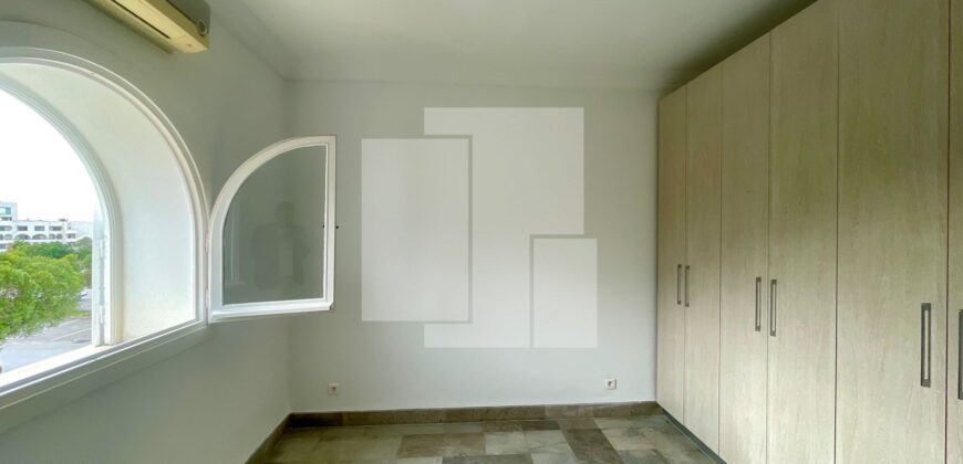 Duplex S+4 moderne avec piscine, Gammarth supérieur