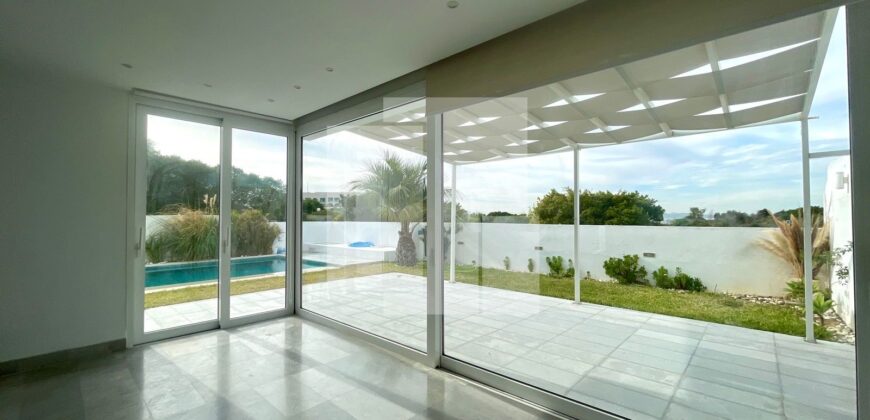 Duplex S+4 moderne avec piscine, Gammarth supérieur