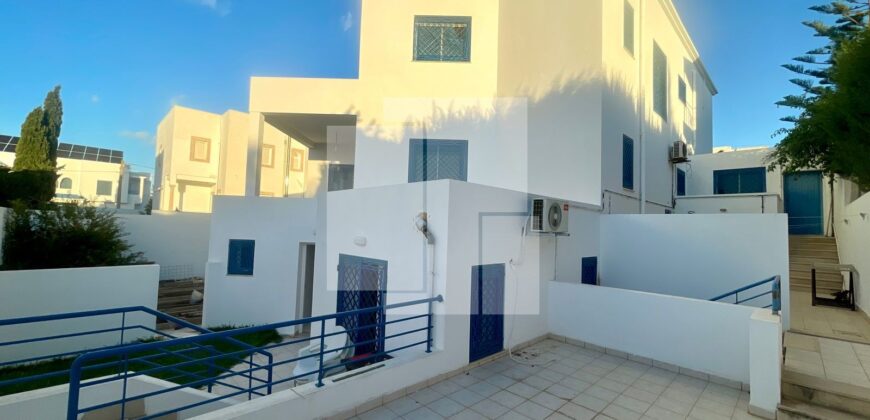 Villa S+7 avec piscine, Gammarth supérieur