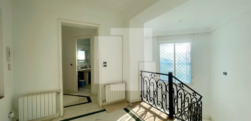 Villa S+6 avec piscine, Gammarth supérieur