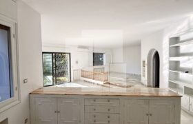 Villa S+4 avec jardin, Carthage