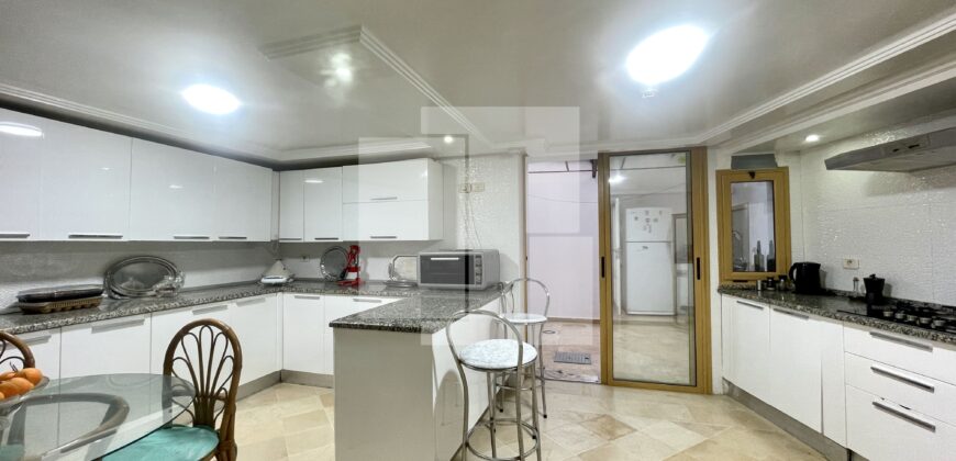 Rez-de-chaussée S+4 avec piscine, Gammarth supérieur