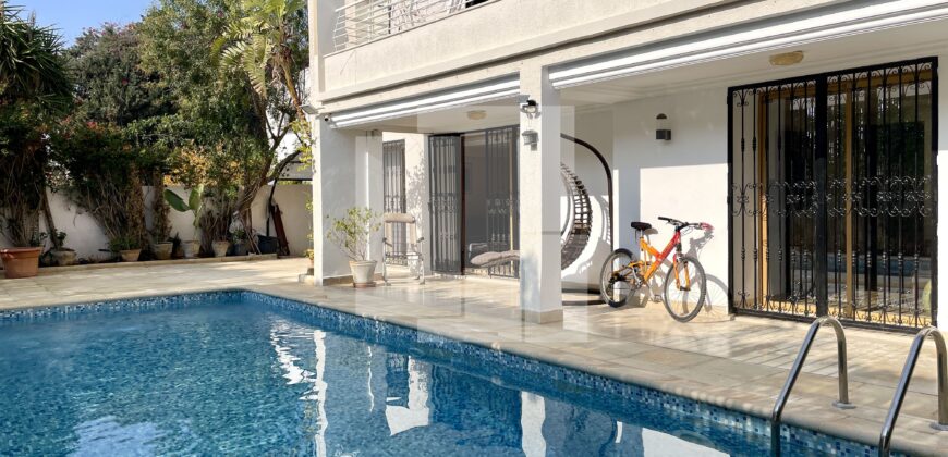 Rez-de-chaussée S+4 avec piscine, Gammarth supérieur