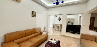 Rez-de-chaussée-de villa S+3 meublé, Carthage