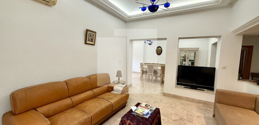 Rez-de-chaussée-de villa S+3 meublé, Carthage