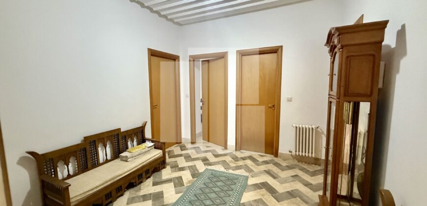 Rez-de-chaussée-de villa S+3 meublé, Carthage