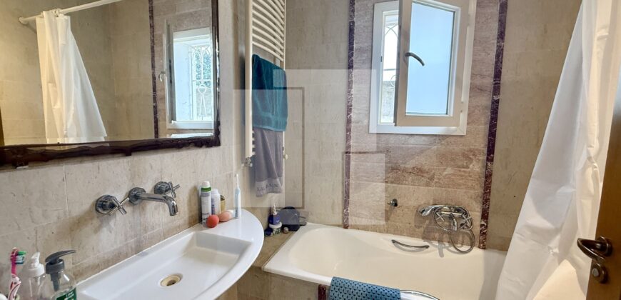 Rez-de-chaussée-de villa S+3 meublé, Carthage