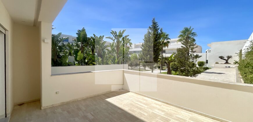 Appartement S+2 spacieux avec piscine, Gammarth