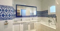 Villa S+3 de plain pied avec jardin, Gammarth supérieur