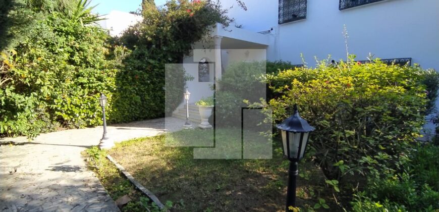 Villa S+4 avec un grand jardin, Carthage Présidence