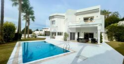 Villa S+4 moderne avec piscine, Gammarth supérieur