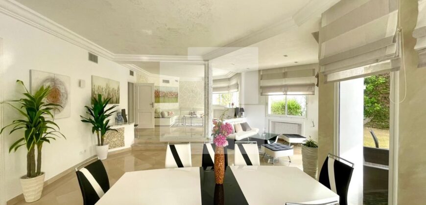 Villa S+4 moderne avec piscine, Gammarth supérieur
