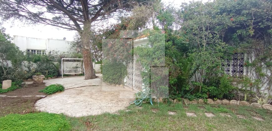 Villa à rénover avec vue degagée,Sidi Bou Said