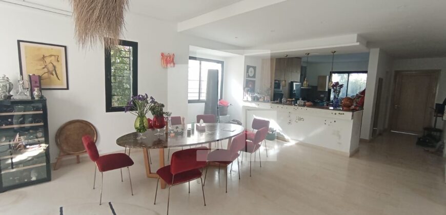 Villa S+4 avec piscine, Gammarth