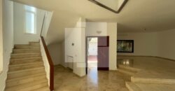 Villa S+6 avec piscine, La Marsa