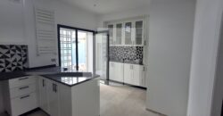 Villa S+5 nouvellement construite, Ain Zaghouen