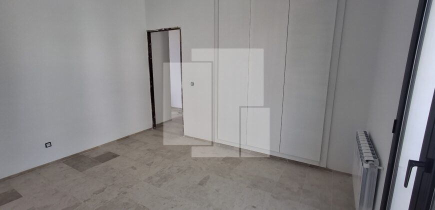 Villa S+5 nouvellement construite, Ain Zaghouen