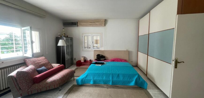 Rez-de-chaussée de villa S+4, Marsa Corniche