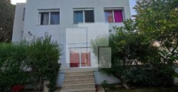Villa S+4 avec jardin et piscine, Carthage