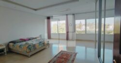 Villa S+4 avec jardin et piscine, Carthage