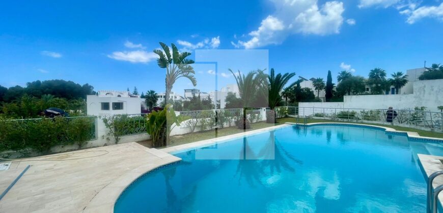 Villa S+5 avec vue sur mer, Gammarth supérieur