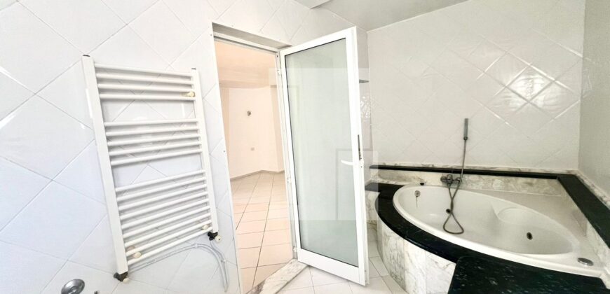 Villa de plain pied S+3 avec vue mer, Marsa corniche