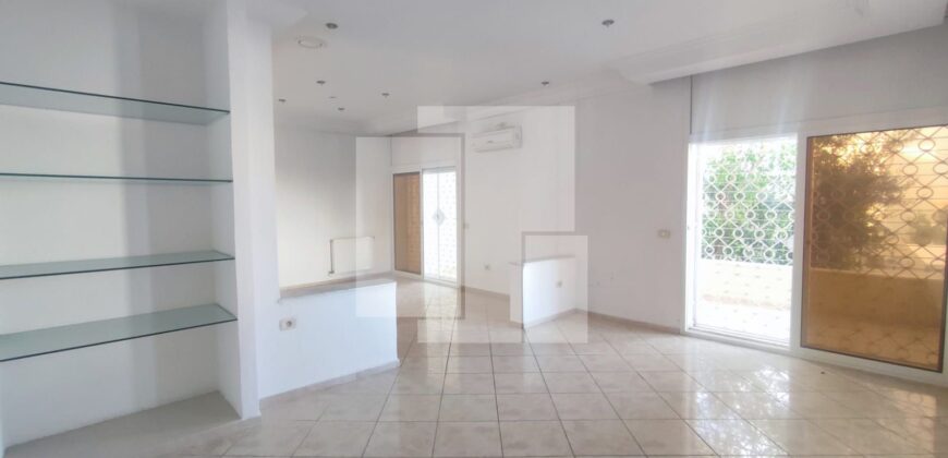 Villa de plain pied S+3 avec vue mer, Marsa corniche