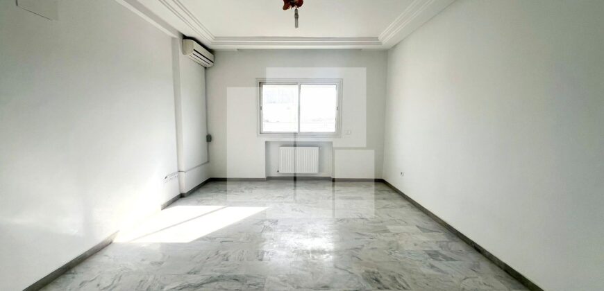 Appartement S+3,Marsa