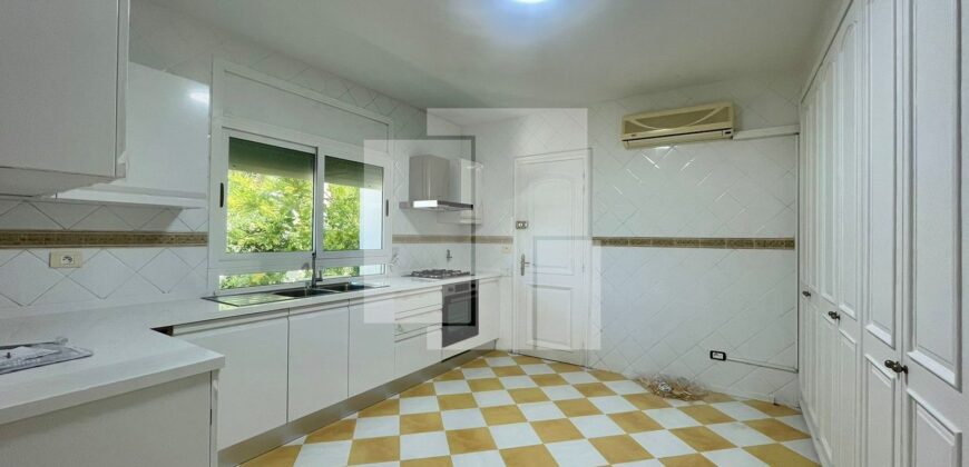 Villa S+5 avec piscine, Gammarth supérieur