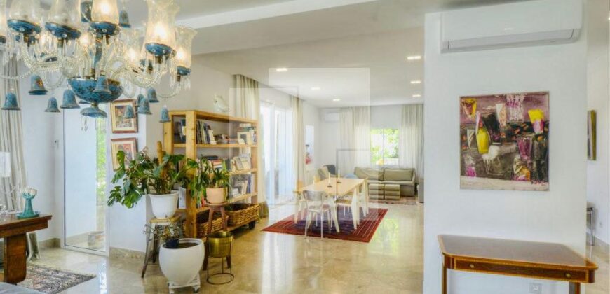 Exceptionnelle villa contemporaine avec piscine, Menzah 4