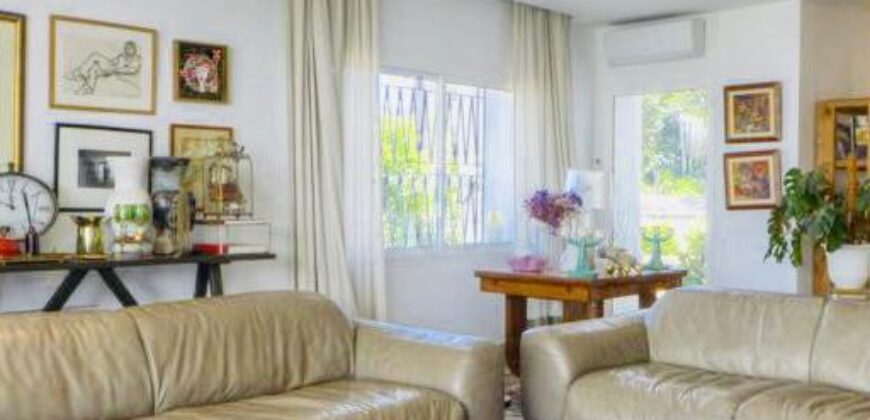 Exceptionnelle villa contemporaine avec piscine, Menzah 4