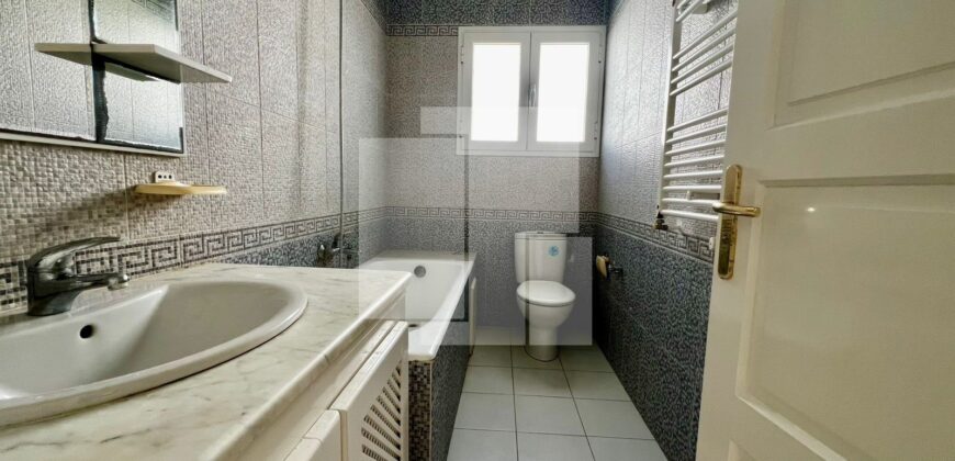 Villa S+4 avec jardin, Marsa Corniche