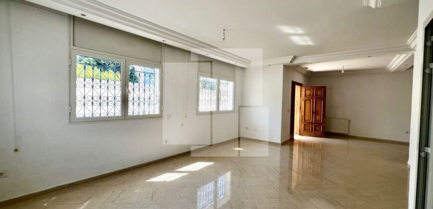 Villa S+4 avec jardin, Marsa Corniche
