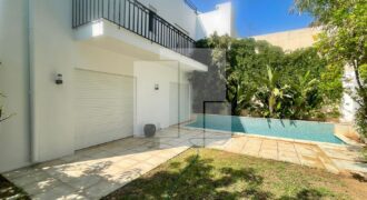 Villa S+4 avec piscine, Gammarth