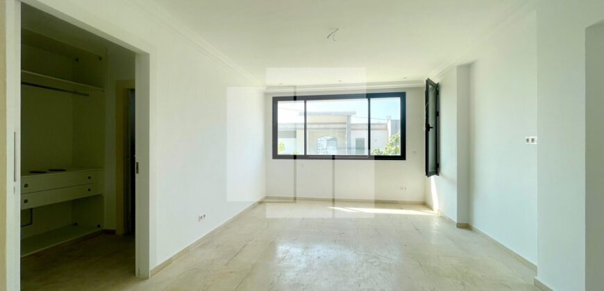 Villa S+4 avec piscine, Gammarth
