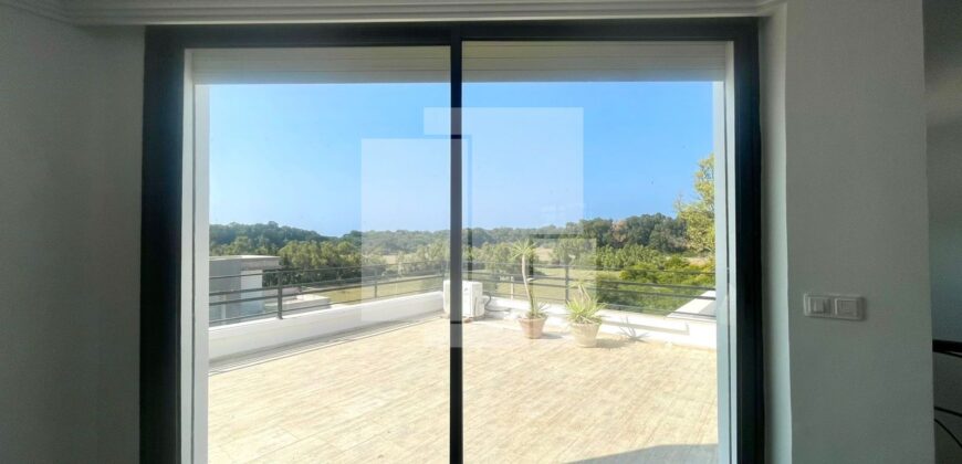 Villa S+4 avec piscine, Gammarth