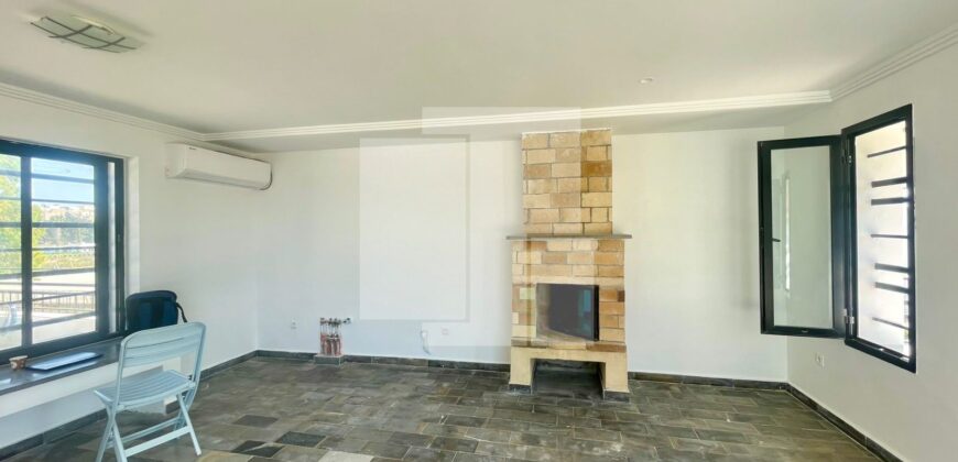 Villa S+4 avec piscine, Gammarth