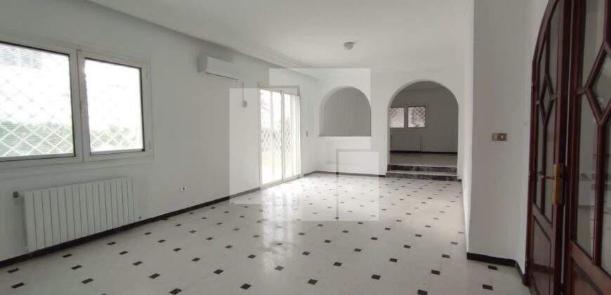 Villa spacieuse avec jardin, Carthage
