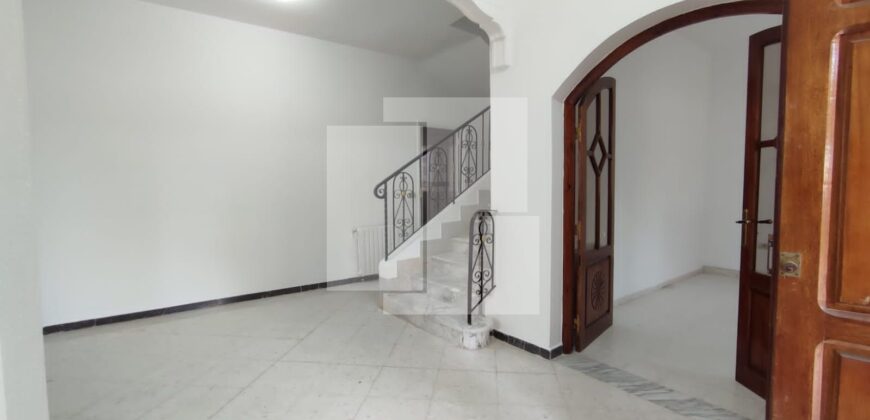 Villa spacieuse avec jardin, Carthage