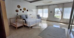 Villa S+4 avec jardin et piscine, Carthage