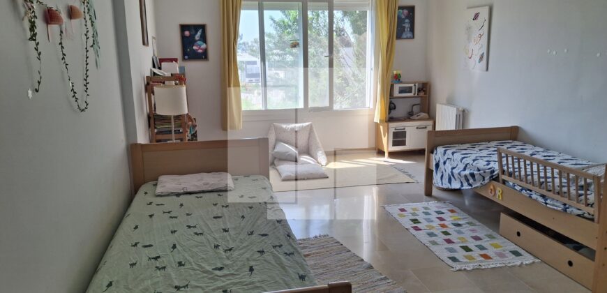 Villa S+4 avec jardin et piscine, Carthage