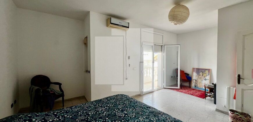 Etage de villa S+4 avec jardin,Marsa saada